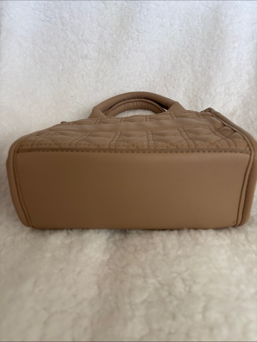 Quilted Top-Handle Crossbody/Tote Bag in Taupe - Picture 5 of 9